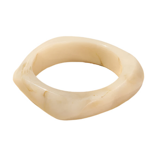BEIGE BANGLE